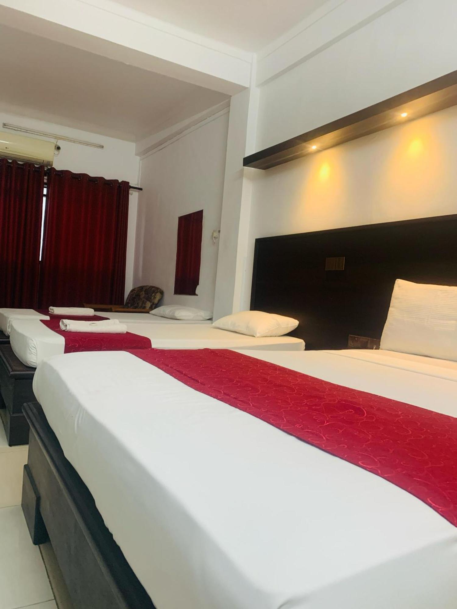 Hotel Nelly Vavuniya Værelse billede